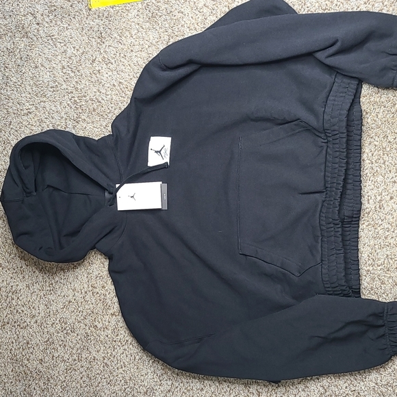 Jordan Tops - Jordan Women's Sweatshirt